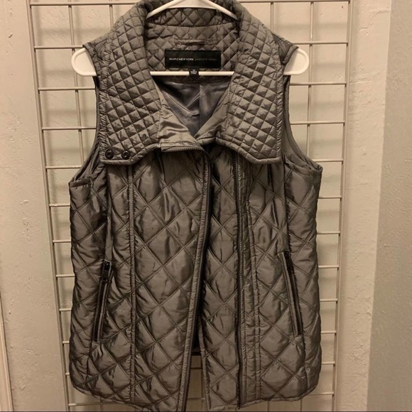 Marc New York Jackets & Blazers - Marc New York Andrew Marc, Women's, Medium, Silver Zip-up Quilted Vest